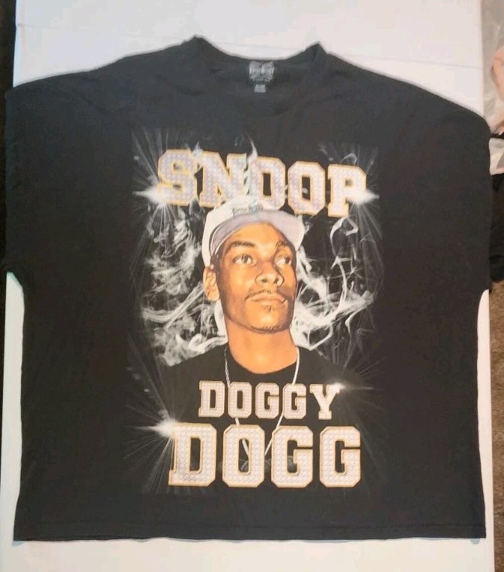 Dogg Supply by Snoop Dogg Big Men’s Ovetsized Graphic T-Shirt Size 3XL